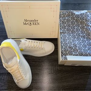 Alexander McQueen Oversized Sneaker
